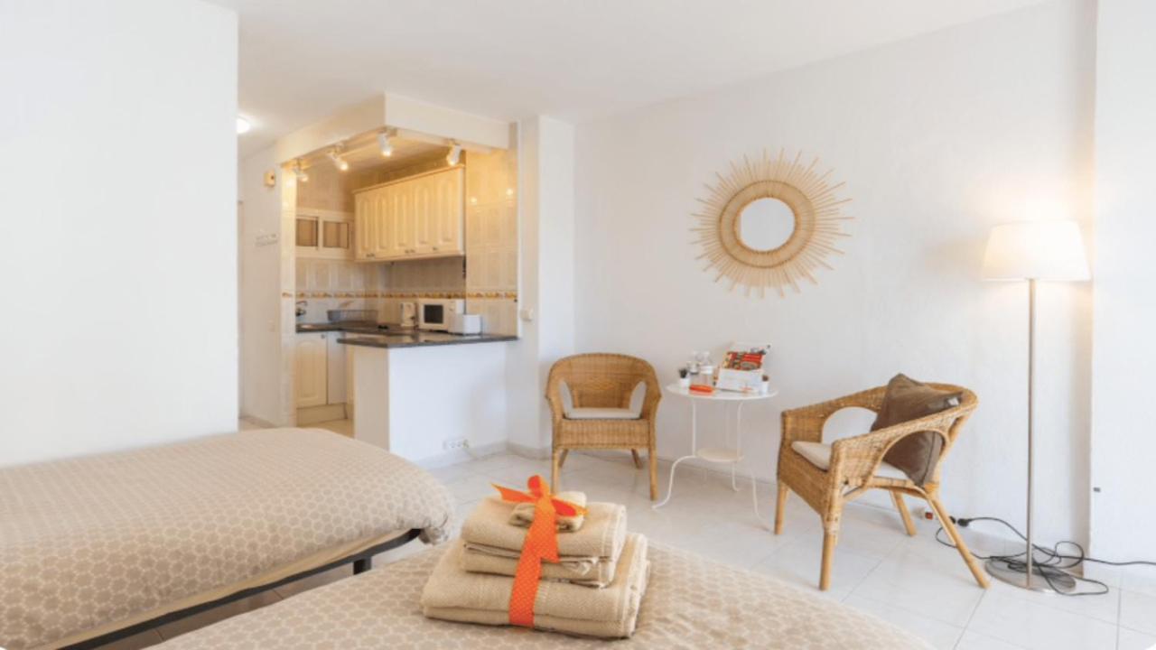 797 Holiday Rentals- Luminoso Estudio En Arroyo De La Miel Benalmadena Bagian luar foto