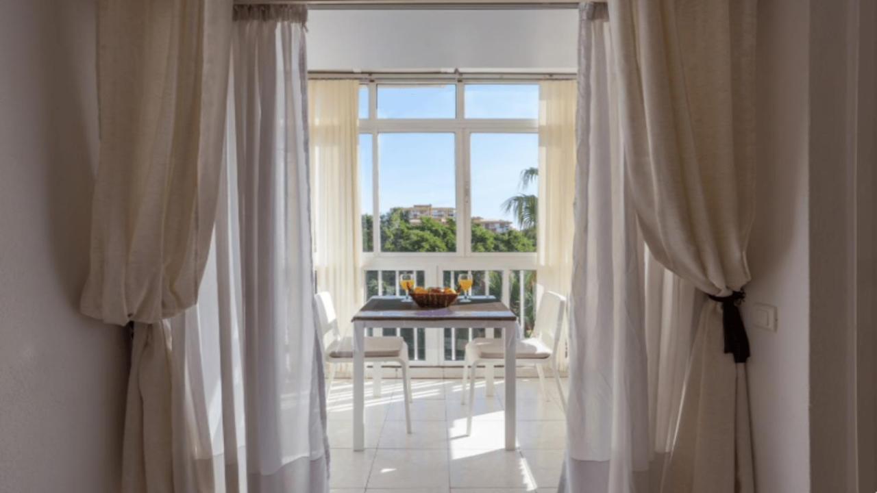 797 Holiday Rentals- Luminoso Estudio En Arroyo De La Miel Benalmadena Bagian luar foto