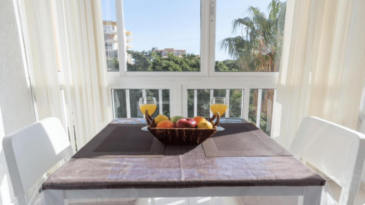 797 Holiday Rentals- Luminoso Estudio En Arroyo De La Miel Benalmadena Bagian luar foto